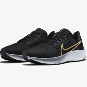 Nike Women's Air Zoom Pegasus 38 Running Shoes Size 11